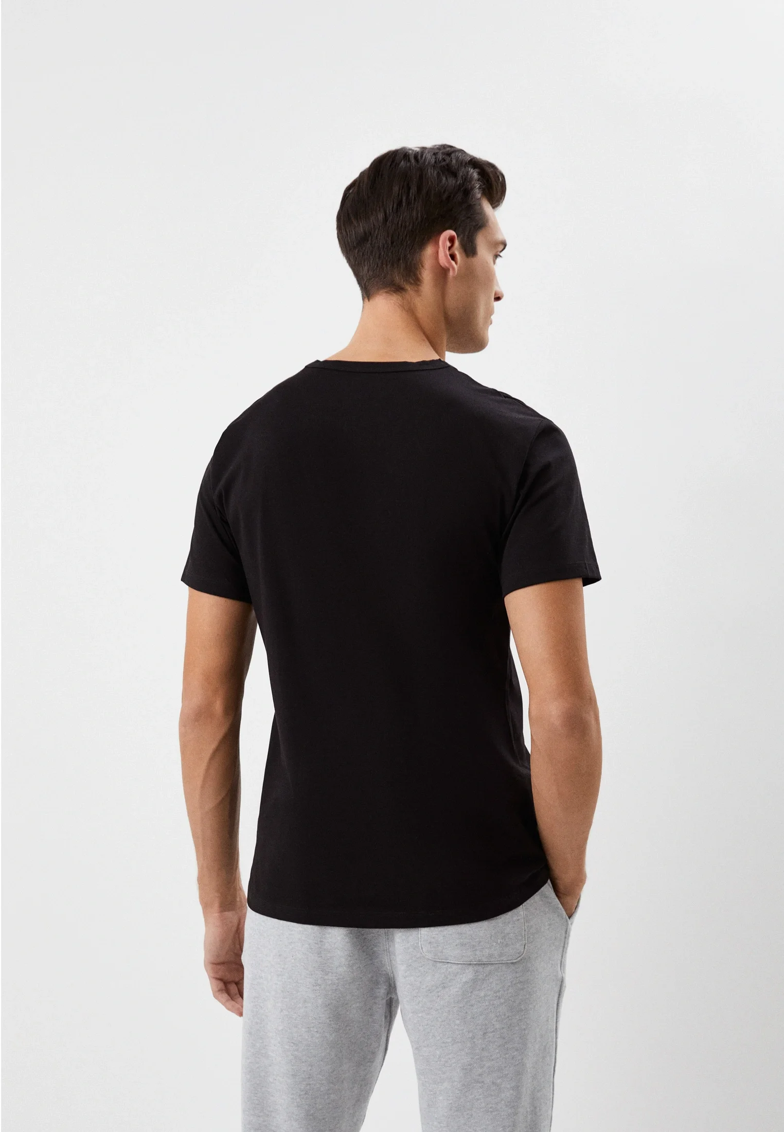 Черный футболка UNIQLO AIRism c хлопком
