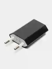 Белый сетевое зарядное устройство с USB и европейской вилкой