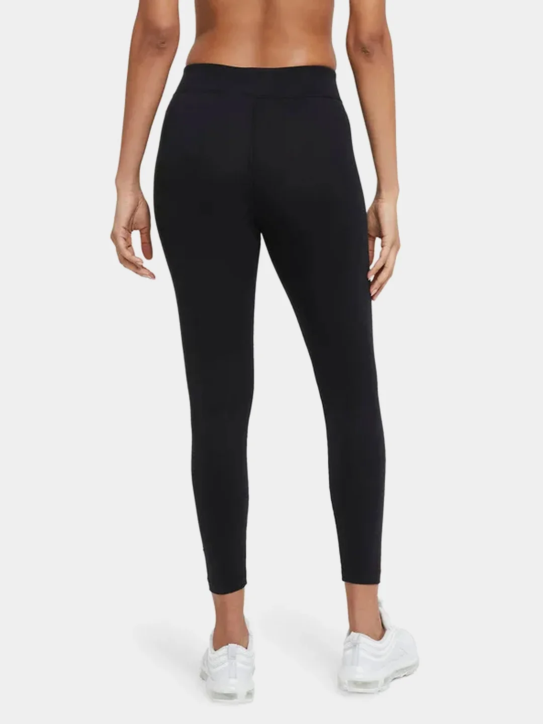 Черный леггинсы женские Nike SPORTSWEAR ESSENTIAL CZ8532-010