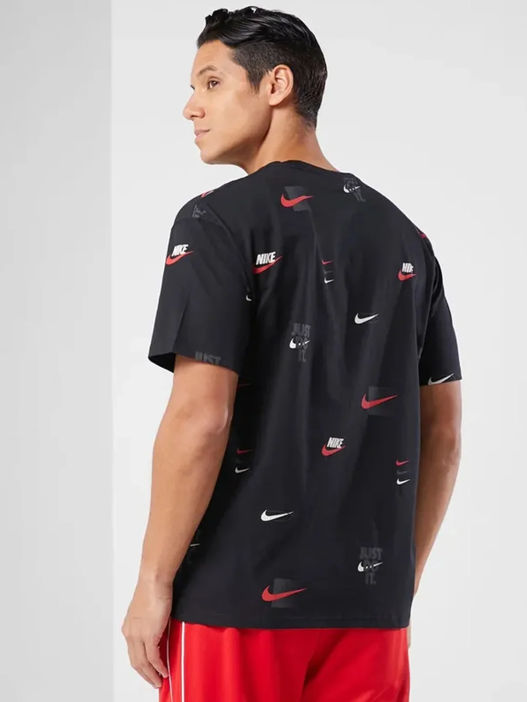 Черный футболка мужская Nike MAX90 12MO ALL OVER PRINT