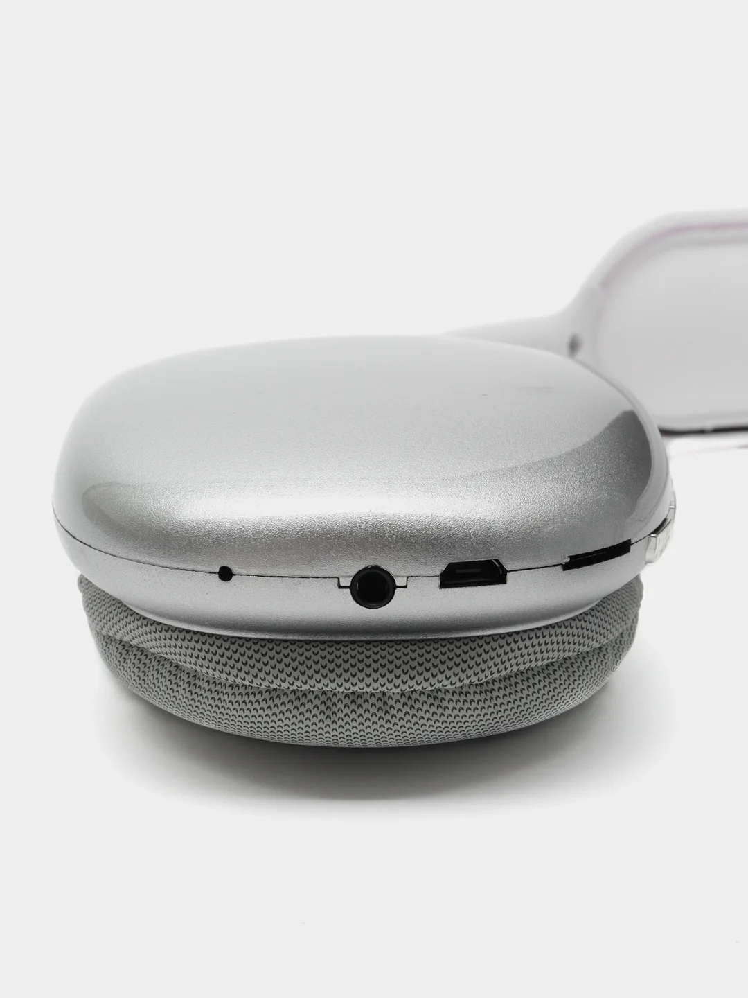 Белый наушники полноразмерные Bluetooth P9