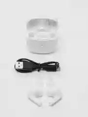 Белый беспроводные наушники Philips TAT2206