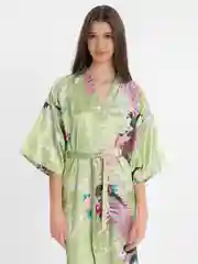 Салатовый халат женский