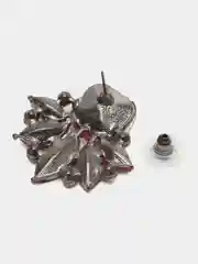 Красный серьги женские. Серьги с камнями