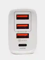 Белый зарядное устройство 3 USB и PD20W Type-C, QC3.0/V1
