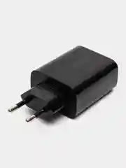 Черный зарядное устройство 3 USB + PD20W Type-C, QC3/V2