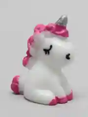 Красный сувенир "Мини единорог"