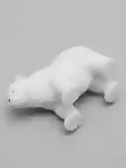 Серый белый медведь