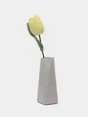 Желтый тюльпаны ручной работы