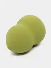 Желтый спонж для макияжа