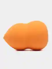 Оранжевый спонж для макияжа