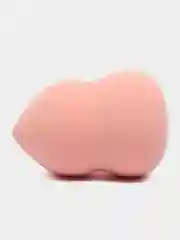 Розовый спонж для макияжа