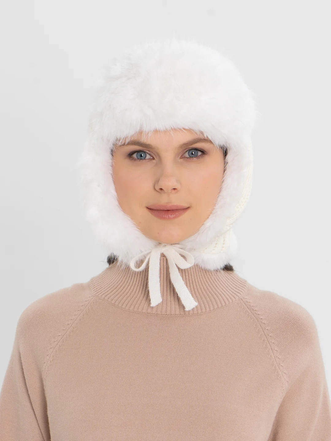 Белый шапка ушанка, зимняя, женская
