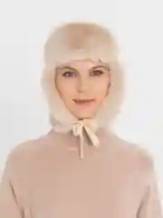 Молочный шапка ушанка, зимняя, женская