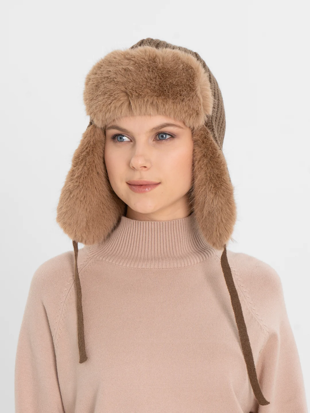 Коричневый шапка ушанка, зимняя, женская