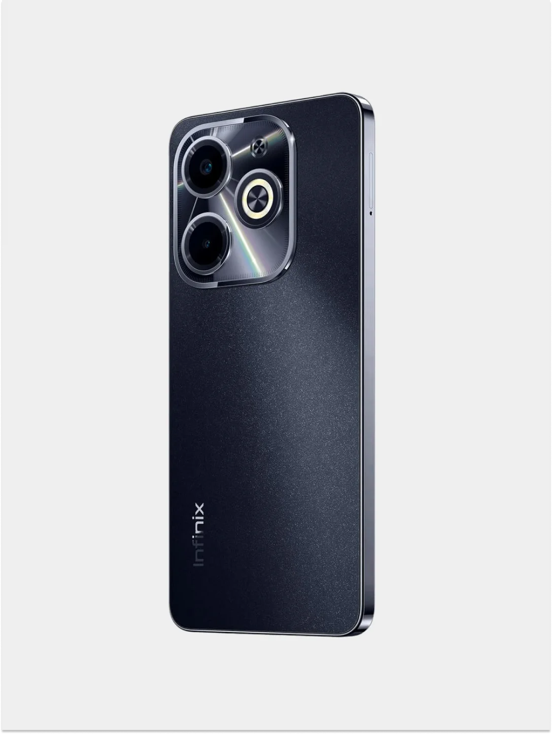 Черный смартфон Infinix HOT 40i 4/128 ГБ