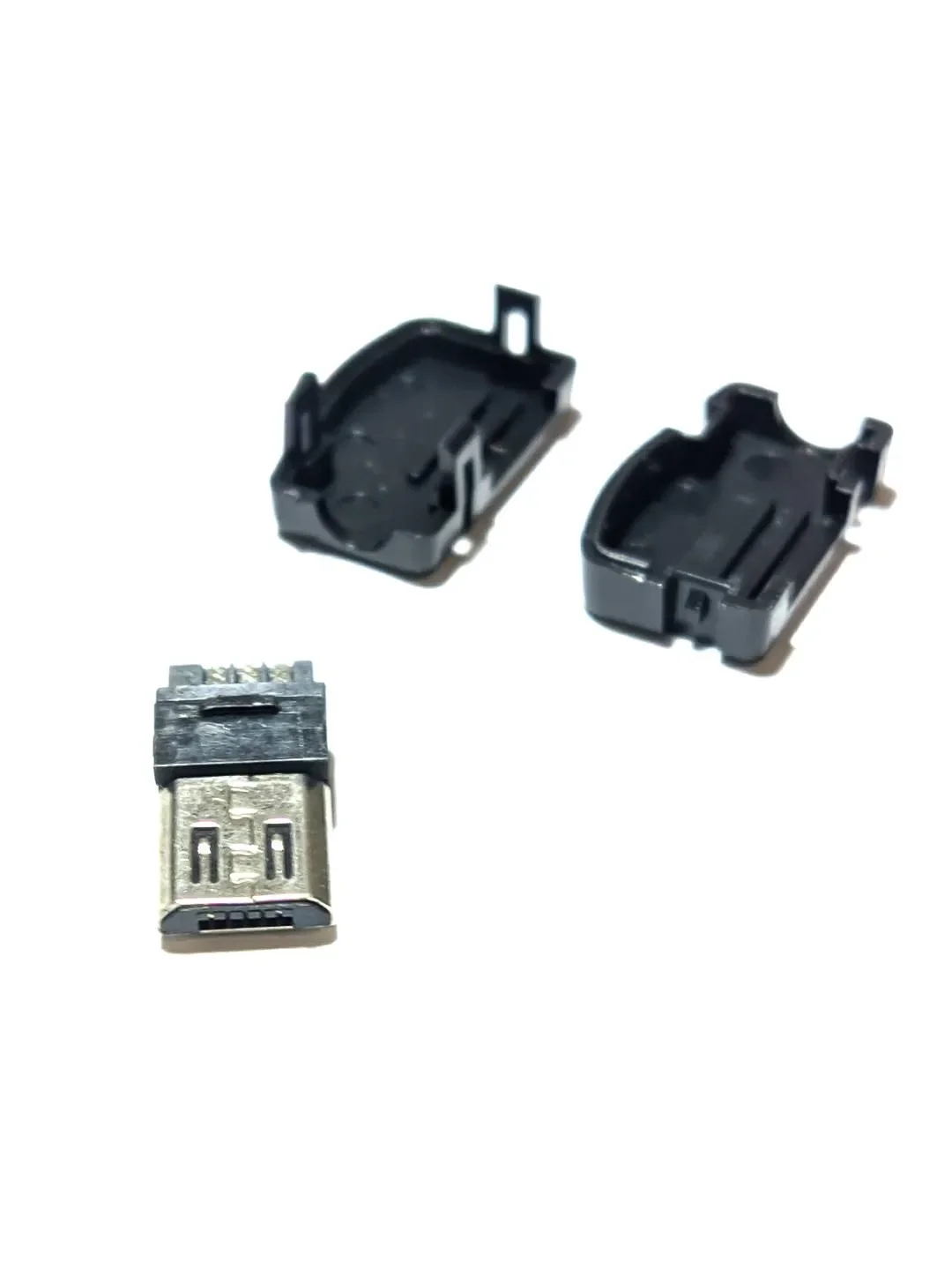 Штекер micro-USB в металлическом корпусе