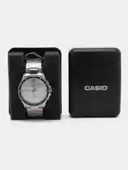 Белый часы наручные Casio MTP-1374D-1A