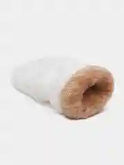 Белый варежки из эко-меха