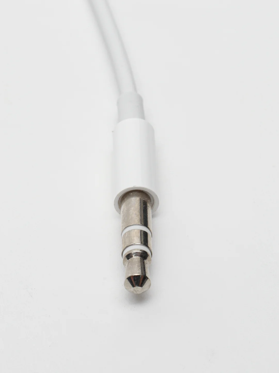 AUX переходник для IPhone (Айфона), Lightning кабель аукс