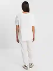 Молочный спортивный костюм женский
