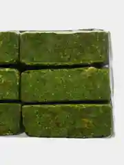 Флюро жмых Lion Baits Макуха чеснок, 12 шт