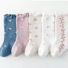 Коралловый меланж детские носки, гольфы с цветочками