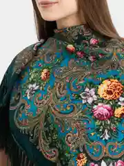 Зеленый платок женский с бахромой