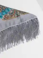 Серый платок женский с бахромой