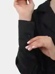 Черный костюм двойка шелковый