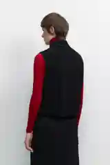 Черный жилет befree женский