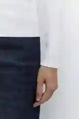 Молочный свитер befree женский