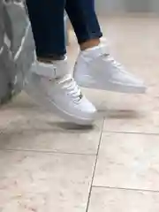 Кроссовки женские, зимние