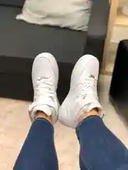 Кроссовки женские, зимние