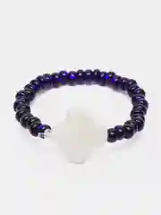 Кольцо из бисера с клевером из ракушки
