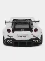 Белый коллекционная машина Nissan GT-R, 1:24