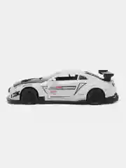 Белый коллекционная машина Nissan GT-R, 1:24