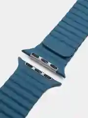 Светло-синий ремешок кожаный для Apple Watch 38/40mm, 42/44mm.