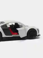 Белый металлическая коллекционная машинка Audi R8