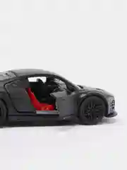 Черный металлическая коллекционная машинка Audi R8