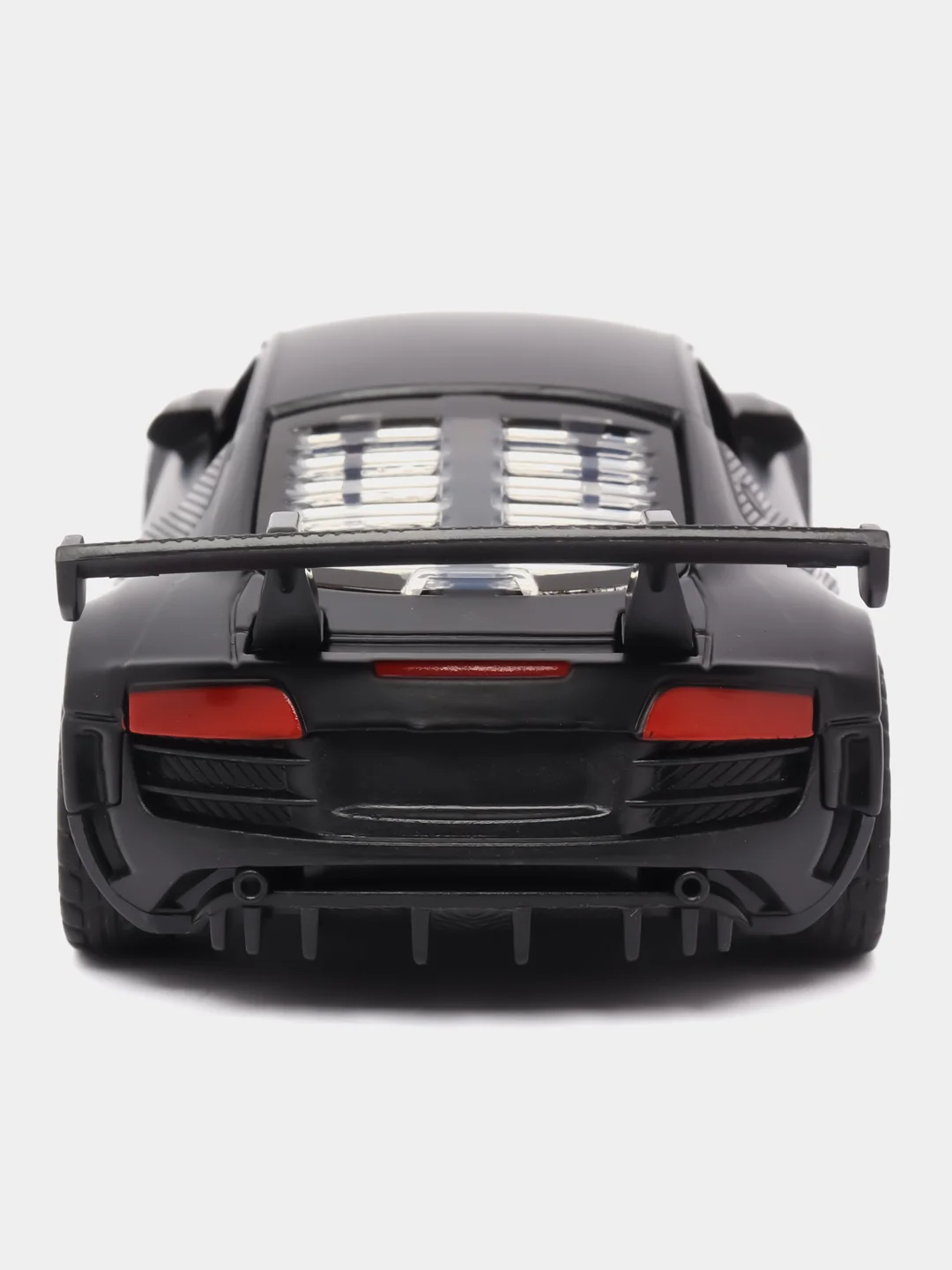 Черный металлическая коллекционная машинка Audi R8