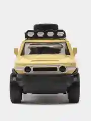 Бежевый металлическая коллекционная машинка Toyota FJ Cruiser