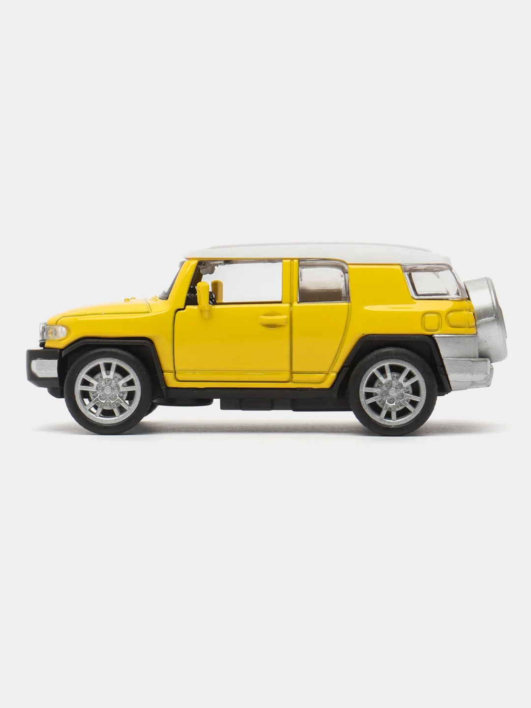 Желтый металлическая коллекционная машинка Toyota FJ Cruiser