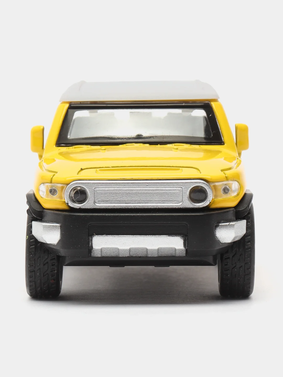 Желтый металлическая коллекционная машинка Toyota FJ Cruiser