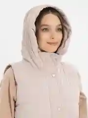 Жилет женский, с капюшоном