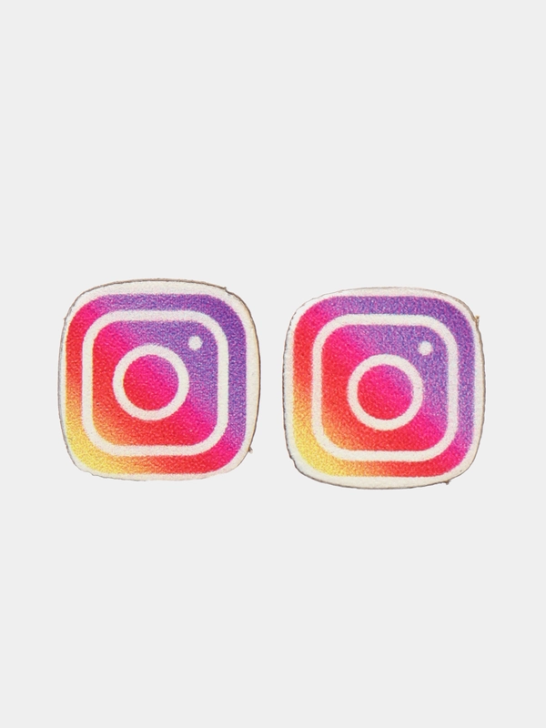 Серьги-пусеты деревянные "Инстаграм" (Instagram)