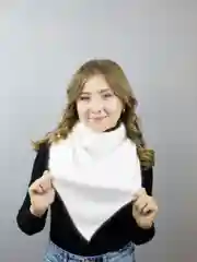 Белый платок косынка, женская, ангора