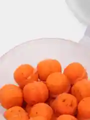 Мини бойлы плавающие на резинке LION BAITS Мандарин 10х12мм 25шт