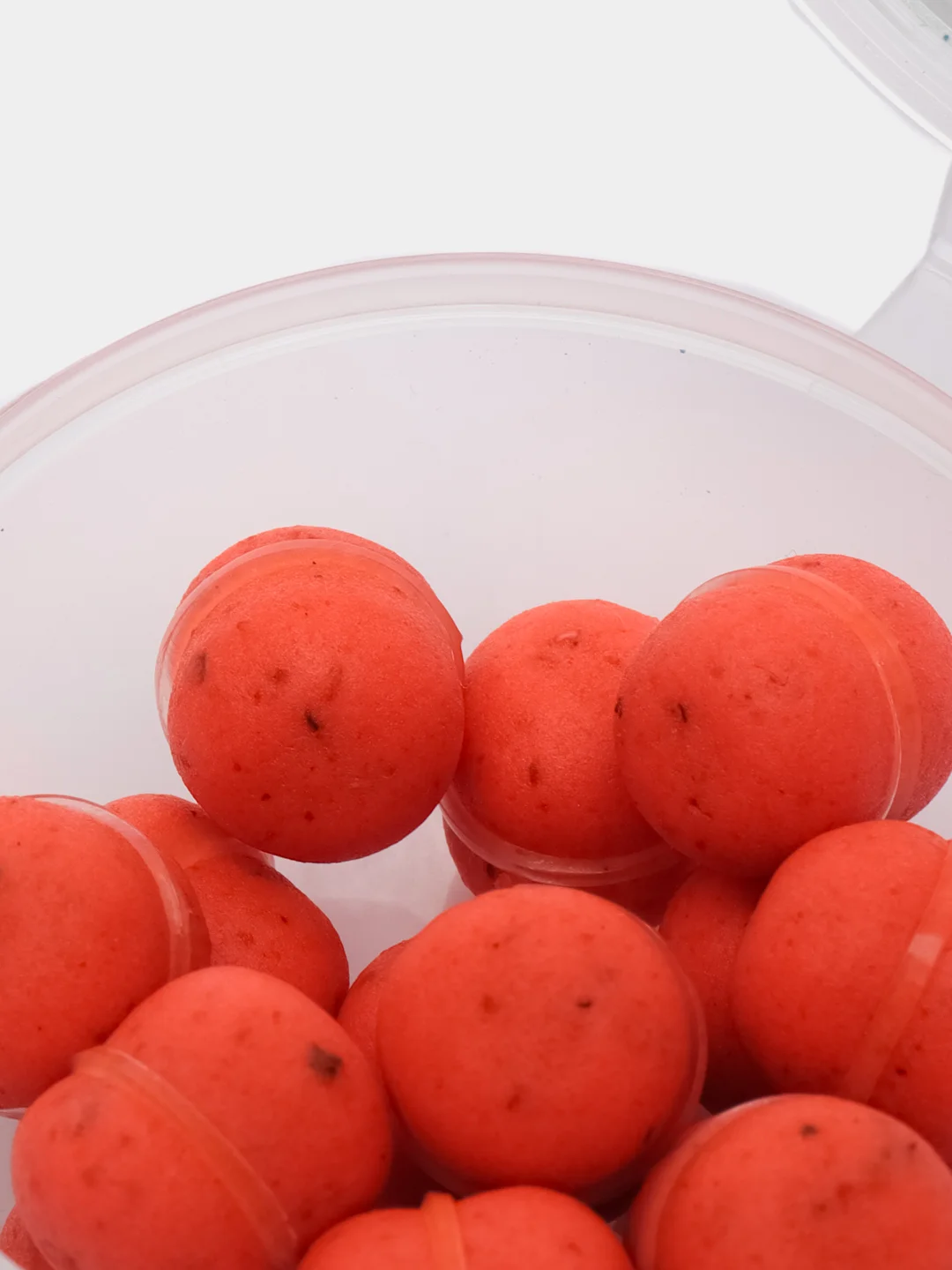 Мини бойлы плавающие на резинке LION BAITS Хот демон 12х14мм 15шт