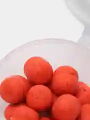 Мини бойлы плавающие на резинке LION BAITS Монстер краб 12х14мм 15шт